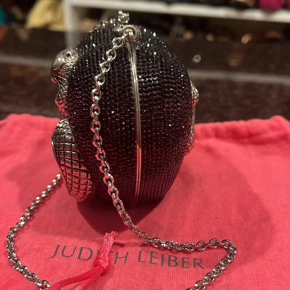 RARE Judith Leiber Heart & Snake Miniaudiere - Picture 3 of 12